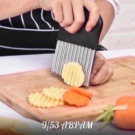 Волнистый нож для фигурной нарезки овощей и фруктов