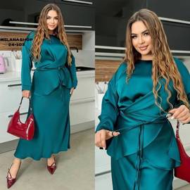 Костюм женский