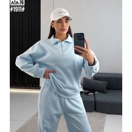 Костюм спортивный
