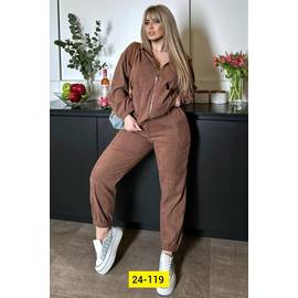 Костюм женский