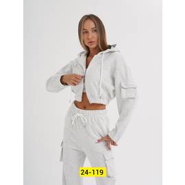 Костюм женский