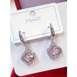 Серьги женские с камушками