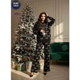 Костюм женский