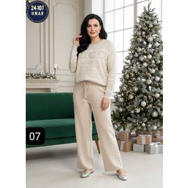 Костюм женский