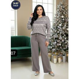 Костюм женский