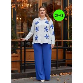 Костюм женский