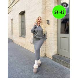 Костюм женский