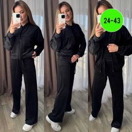 Костюм женский