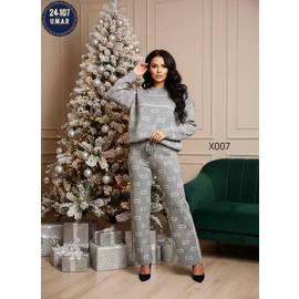 Костюм женский