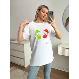 Футболка женская с новогодним принтом