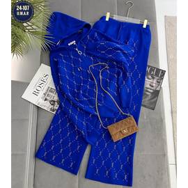 Костюм женский