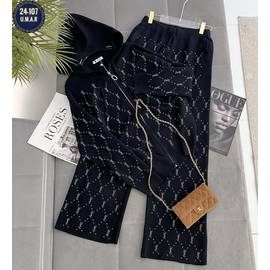 Костюм женский