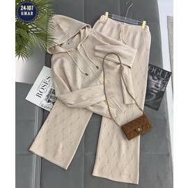 Костюм женский