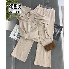 Костюм женский