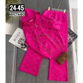 Костюм женский