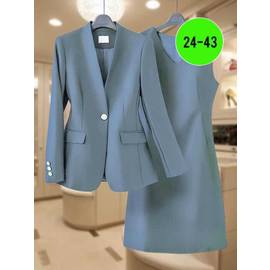 Костюм женский