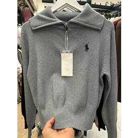 Свитер женский