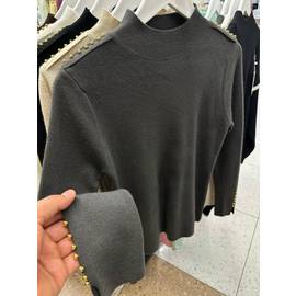 Свитер женский