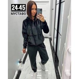 Костюм женский