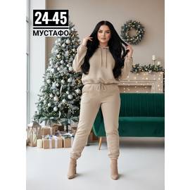 Костюм женский